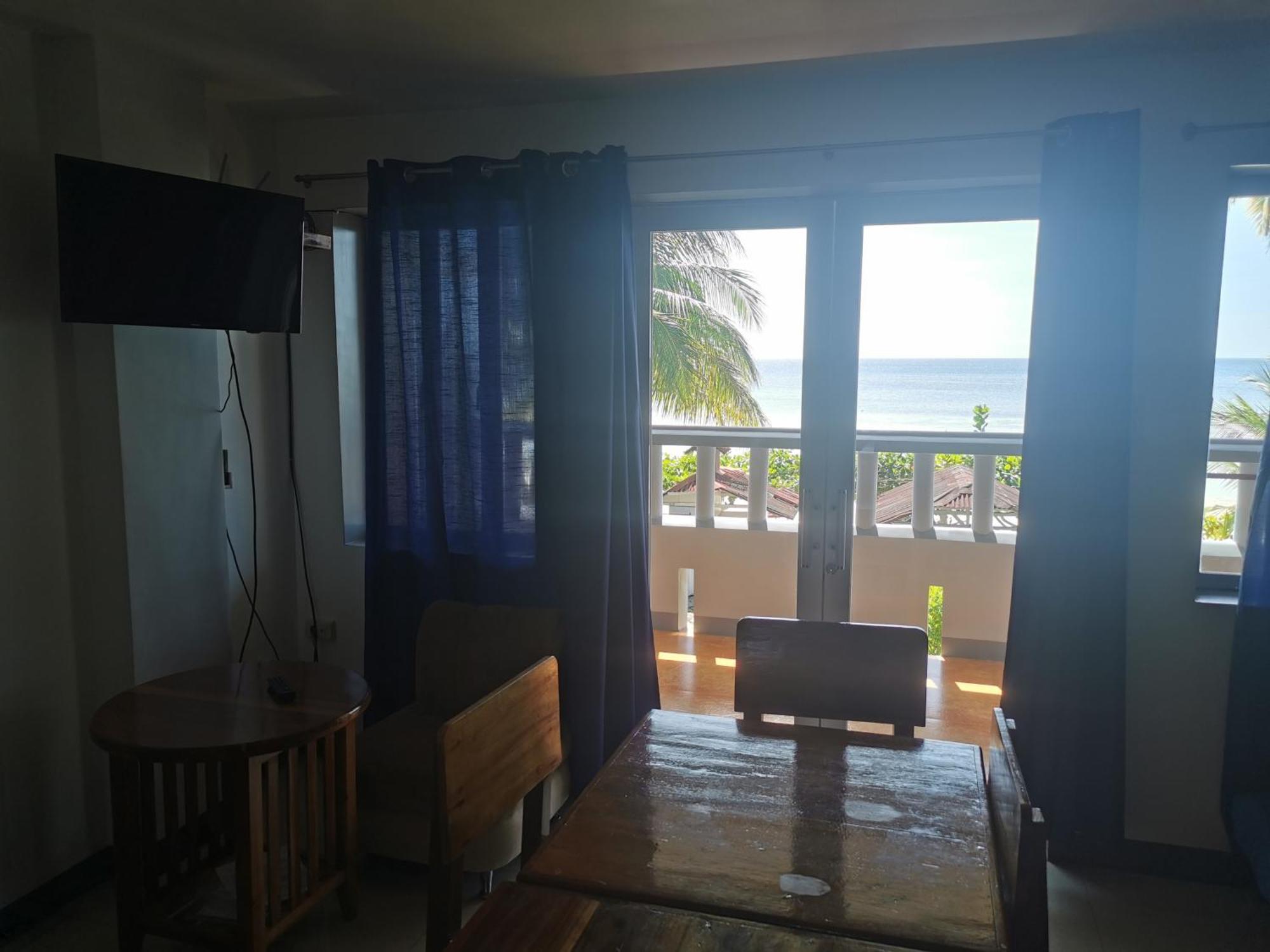 Tropicasa Siquijor Seafront Guest House Solangon Экстерьер фото