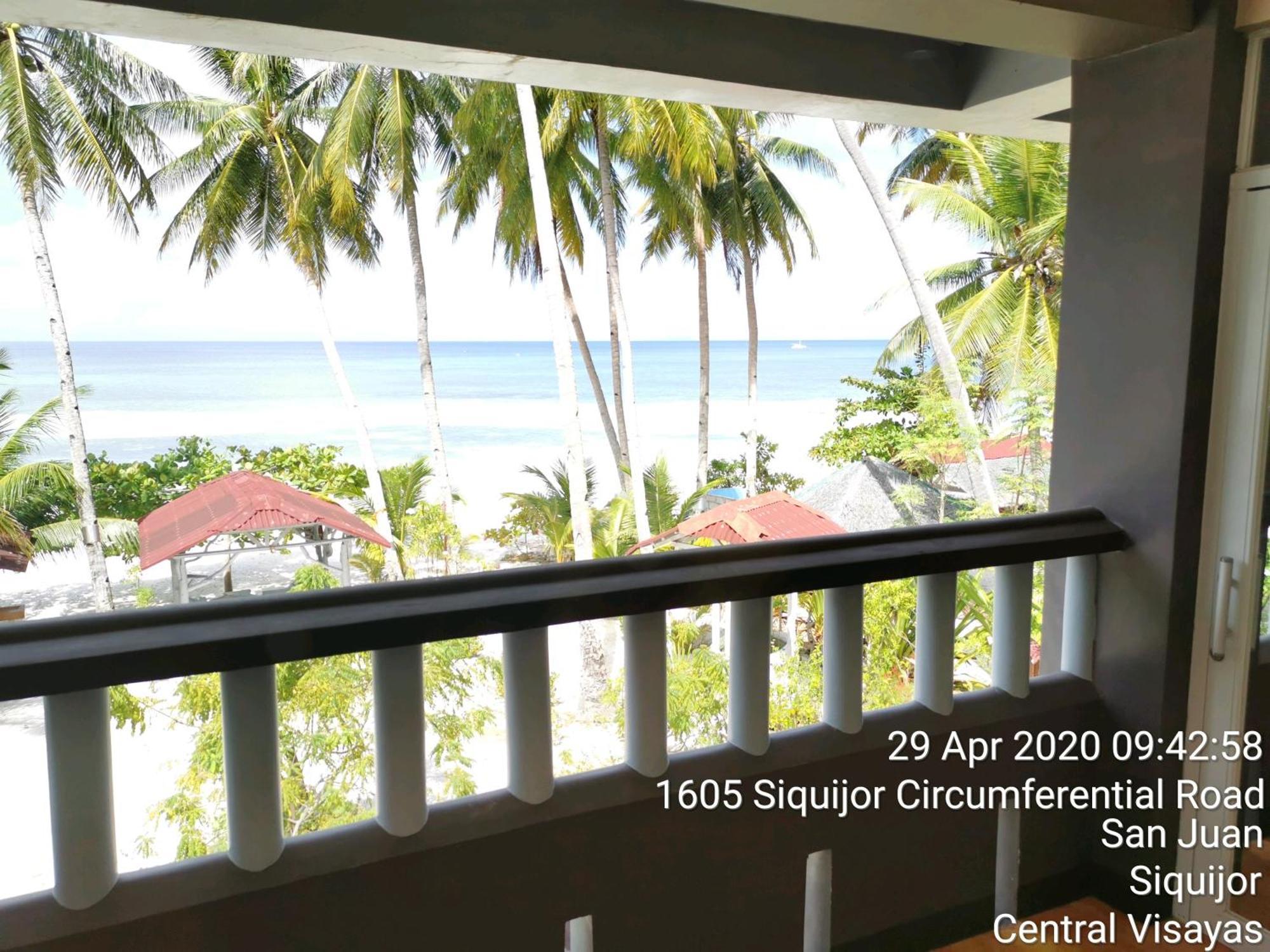 Tropicasa Siquijor Seafront Guest House Solangon Экстерьер фото
